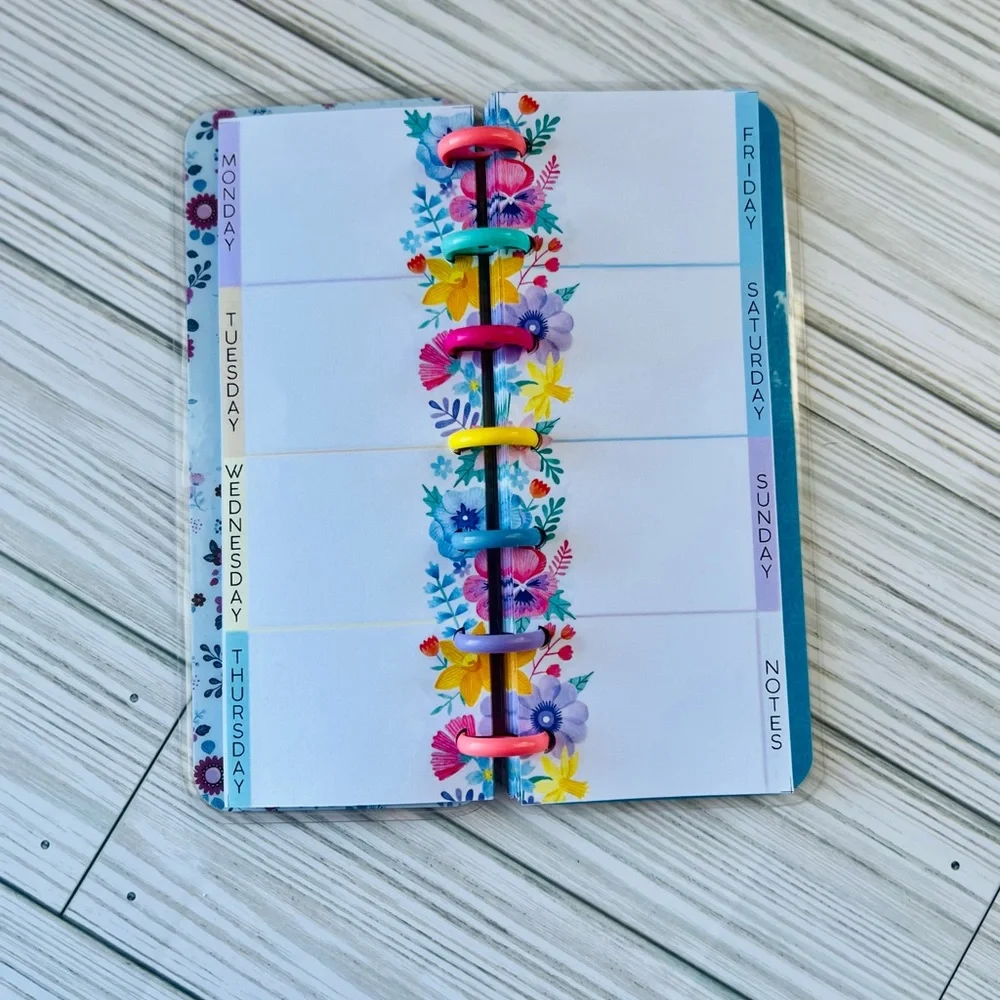 Happy planner skinny mini size weekly layout Disney Princess Cinderella